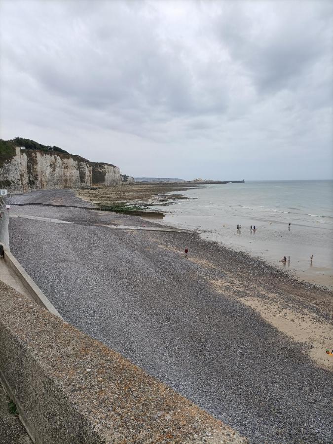 Agreable Maison 3* En Bord De Mer Dieppe Exteriör bild